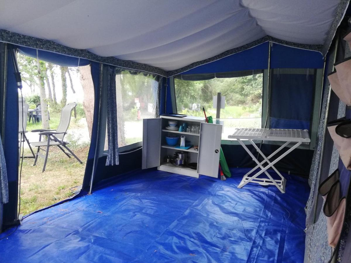 Hebergements Camping "Les Pieds Dans L'Eau" Crozon Ngoại thất bức ảnh
