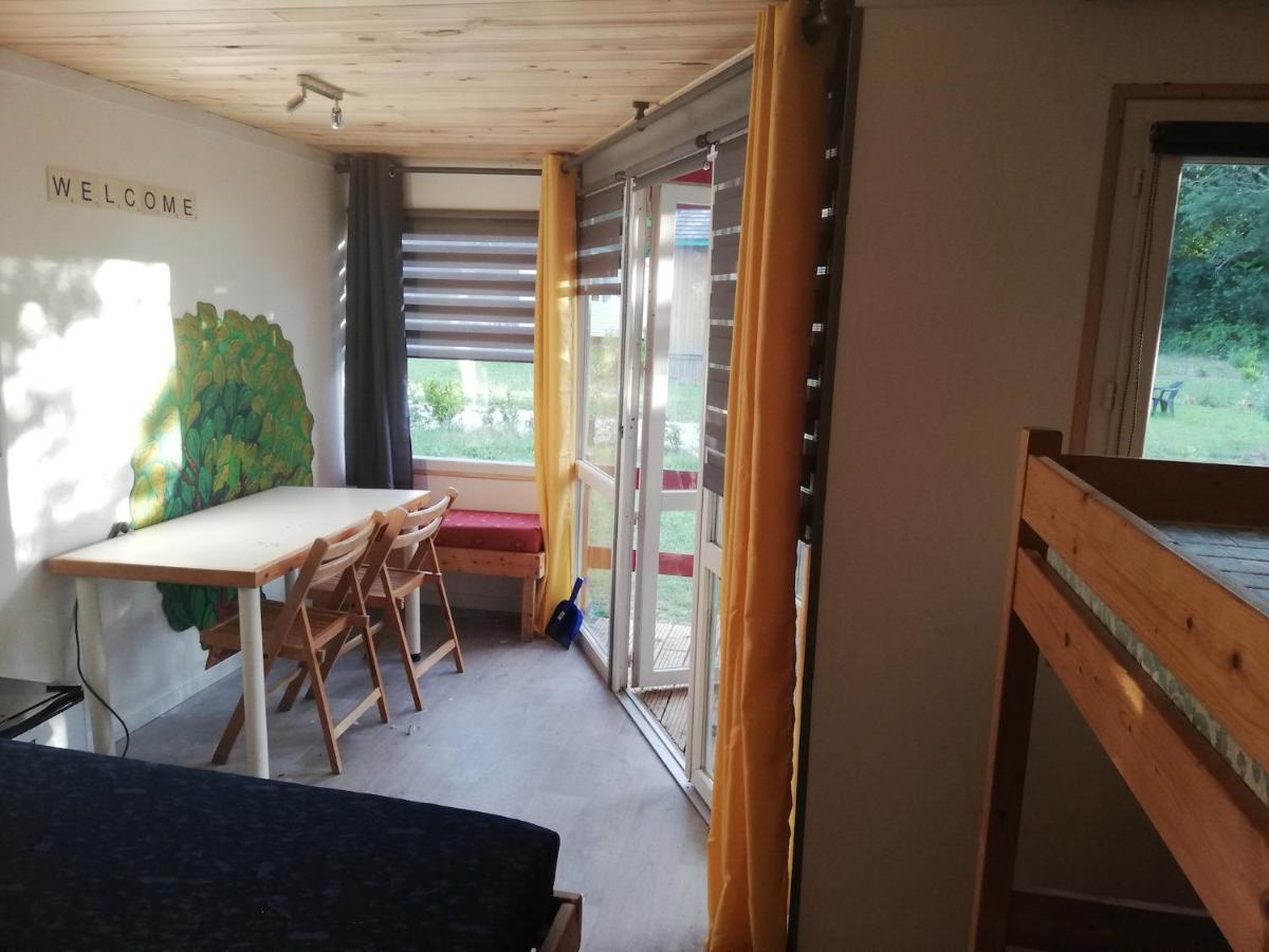 Hebergements Camping "Les Pieds Dans L'Eau" Crozon Ngoại thất bức ảnh